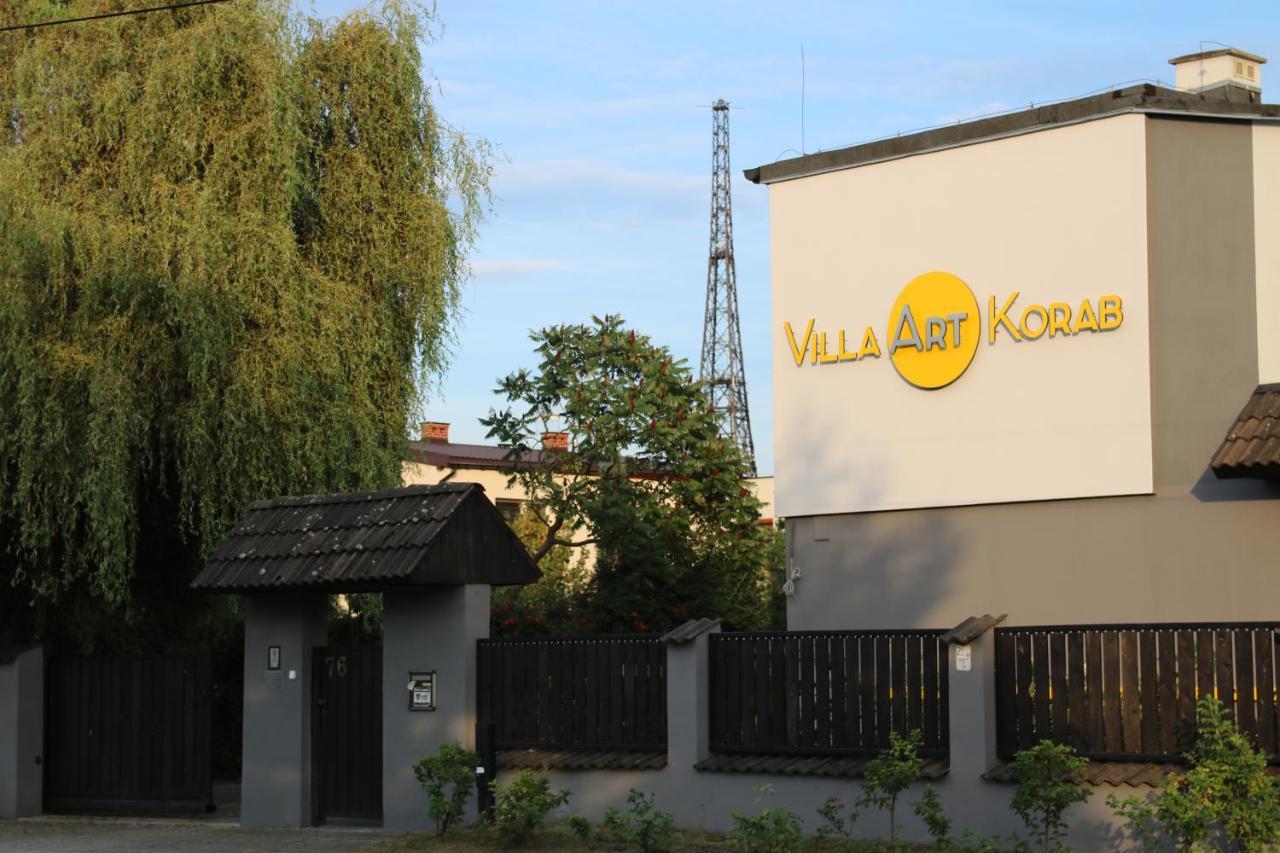 Villa Art Korab Gliwice Bagian luar foto