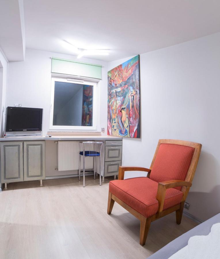 Villa Art Korab Gliwice Bagian luar foto